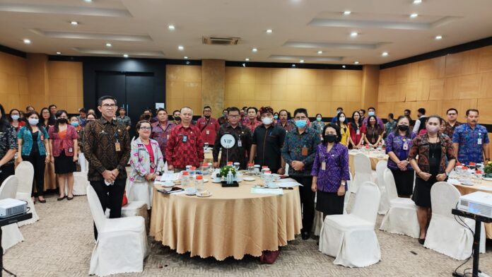 Agar Program Pemerintah Tepat Sasaran, Sekda Alit Wiradana Buka REGSOSEK 2022
