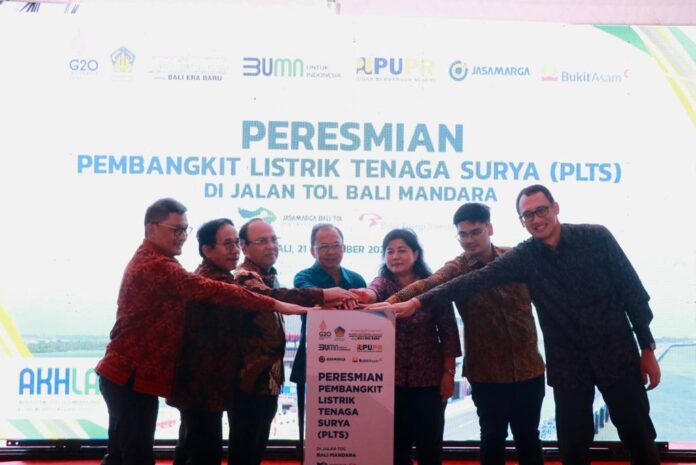 Gubernur Koster Resmikan PLTS Pertama di Indonesia, Jalan Tol Bali Mandara Terlihat Makin Keren