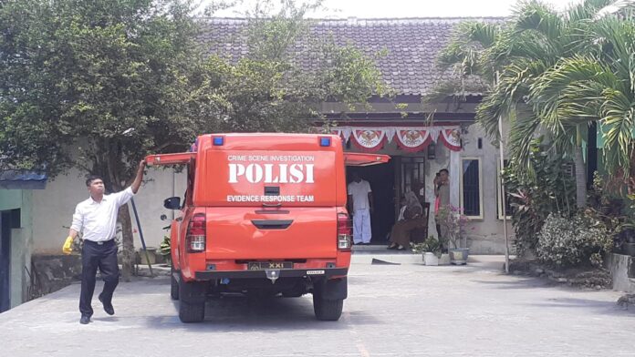 SDN 1 Sakra Selatan di Bobol Maling, Sejumlah Barang Berharga Raib