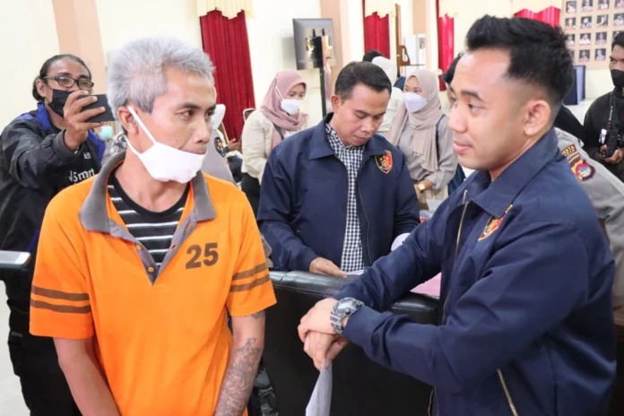 Bejat, Bapak Kandung Setubuhi Anak Kandung