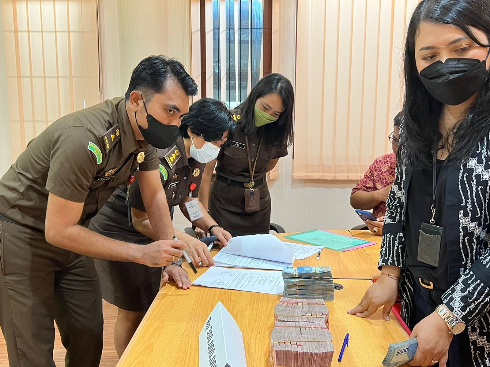 Dugaan Korupsi Kredit Fiktif, Keluarga Tersangka Kembalian Uang Kerugian