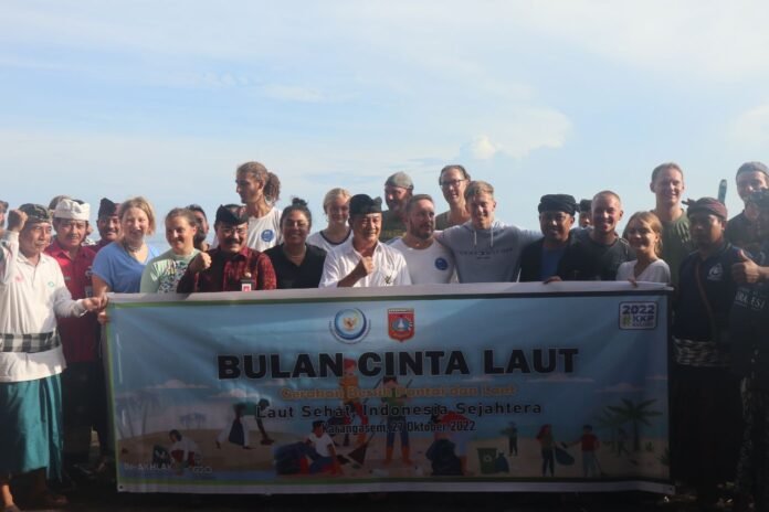 Sampah di Laut