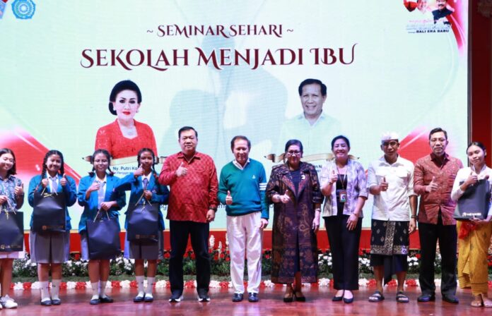 Sekolah Menjadi Ibu