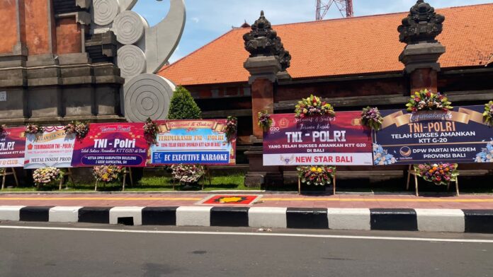 Karangan Bunga Terima Kasih