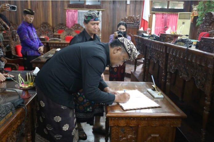 Rapat Paripurna DPRD Klungkung