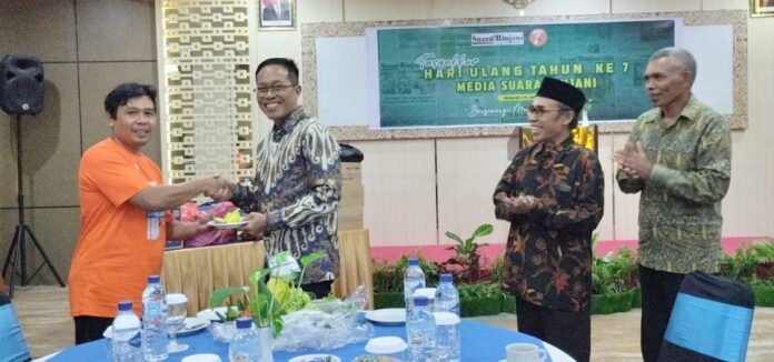 Rayakan Tasyakuran Suara Rinjani Ke-7, Sekda Lotim: Tetaplah Berkarya