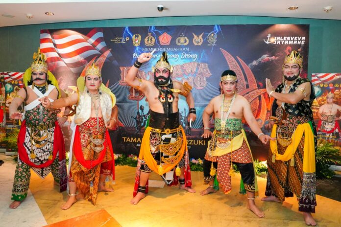 Jalin Silaturahmi, TNI-Polri dan Forkopimda NTB Nobar Wayang Orang Pandawa Boyong