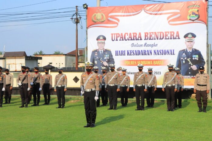 Peringati HKN, Polres Sumbawa Barat Gelar Upacara Mengingat Jasa Para Pahlawan