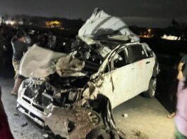 Mobil Toyota Innova Reborn