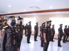 Kajati Bali Lantik Wakajati dan Pejabat Eselon III