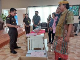 uang sitaan milik LPD Desa Ped