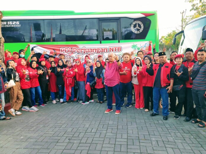 PDI Perjuangan Ziarah ke Makam Bung Karno