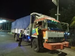 Pelabuhan Laut Poto Tano