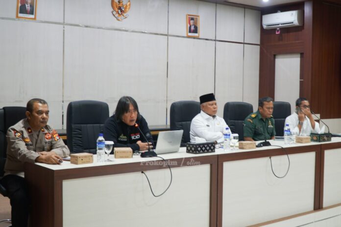 Lari Lintas Alam Rinjani 100
