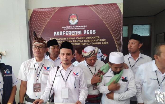 Partai Perindo Lombok Timur Resmi Daftar ke KPU, TGB Efek Menjadi Semangat Menang Pileg 2024