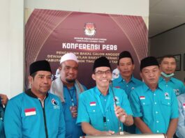 Resmi Daftar ke KPU, Partai Gelora Lombok Timur Target Realistis 5 Kursi