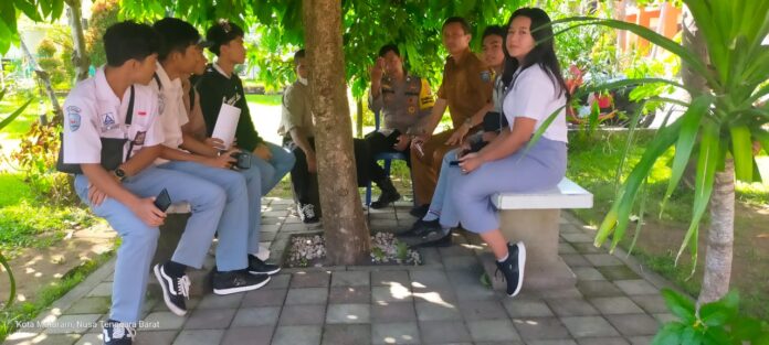 Pengumuman Kelulusan Siswa SMA 2023, Polsek Selaparang Koordinasi dengan Pihak Sekolah