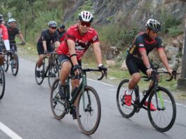 Jaga Kebugaran Tubuh, Kapolda NTB Gowes Bareng di Bima