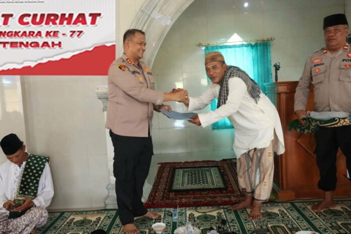 Kegiatan Bakti Sosial Jumat