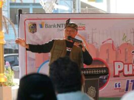 Bupati Sukiman Resmikan Pusat Kuliner Pancor