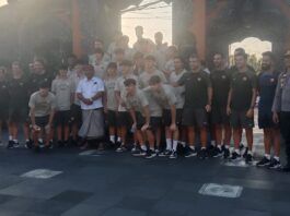 Barcelona Junior Liburan ke Tanah Lot Bali