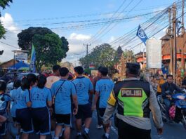 jalan santai desa kukuh