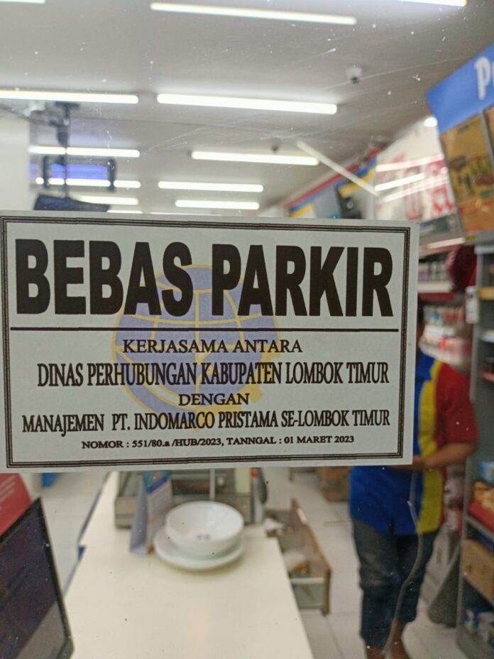 Parkir Gratis di Indomaret