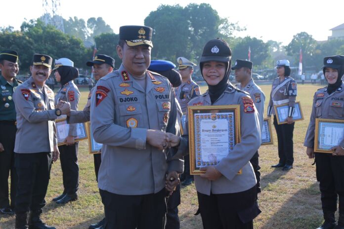 Penghargaan Personel TNI dan Polri Berprestasi