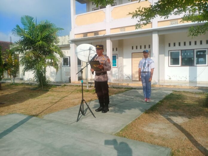 Apel Pagi di SMAN Kopang