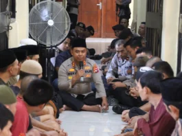 Maulid Nabi Muhammad SAW di Rutan Polres Sumbawa, Kapolres Ajak Tahanan Berdoa Bersama