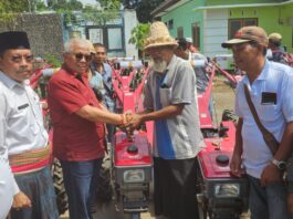Hand Traktor Kelompok Tani