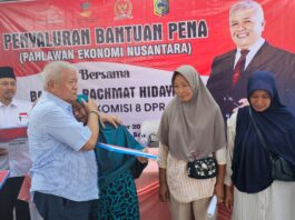 Rachmat Hidayat Salurkan Bantuan