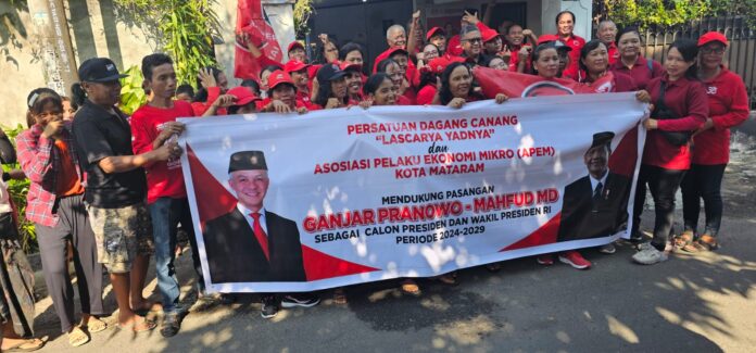 Dukung Ganjar Mahfud