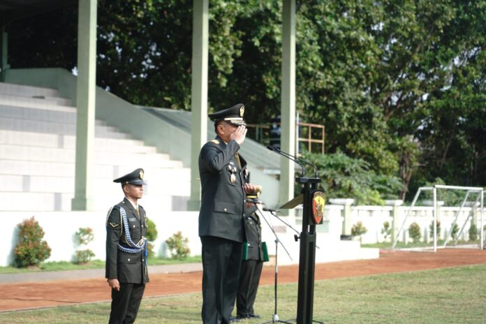Prajurit dan PNS Kodam Udayana Peringati Hari Pahlawan ke-78 Tahun 2023