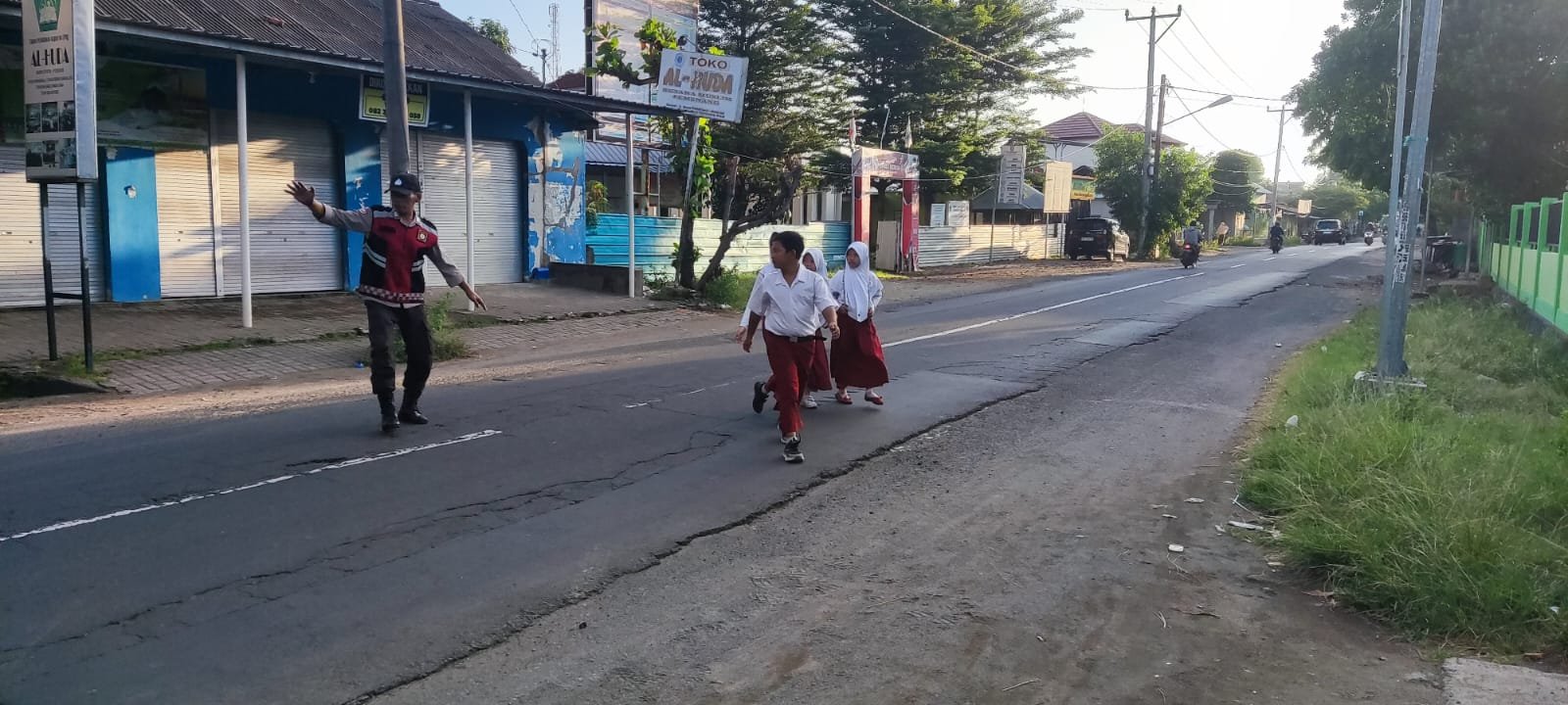 Polsek Pemenang Gelar Rawan Pagi