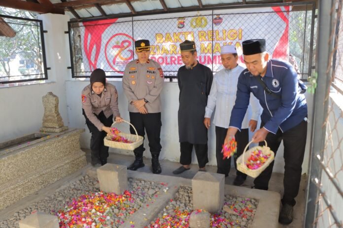 Polres Sumbawa Bakti Religi