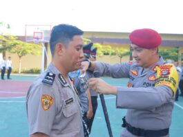 24 Personel Polres Lombok Utara Terima Kenaikan Pangkat