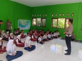 Polres Lombok Utara Kenalkan Rambu Lalu Lintas Sejak Dini Melalui Kegiatan Polisi Sahabat Anak