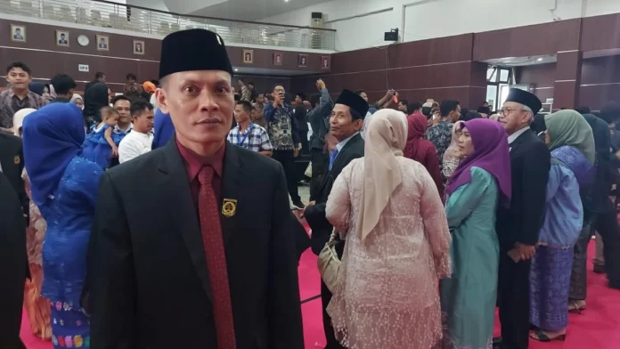 Ahmad Amrullah Usai Dilantik Jadi Anggota DPRD Lombok Timur