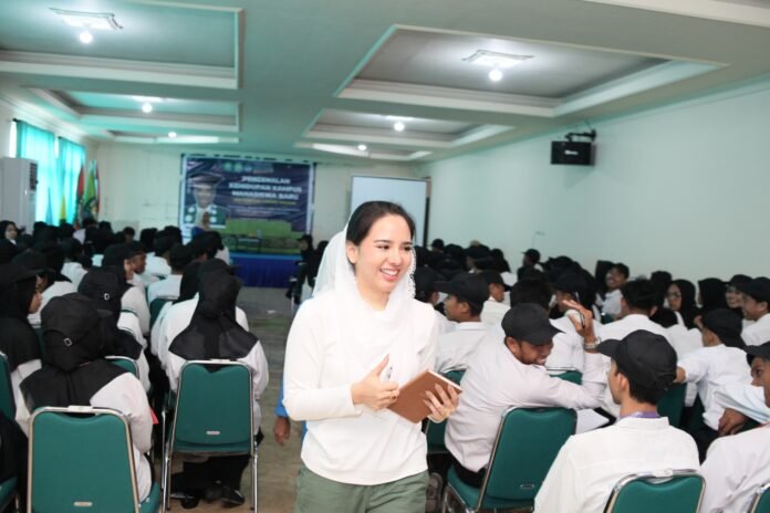 Mahasiswa Universitas Gunung Rinjani