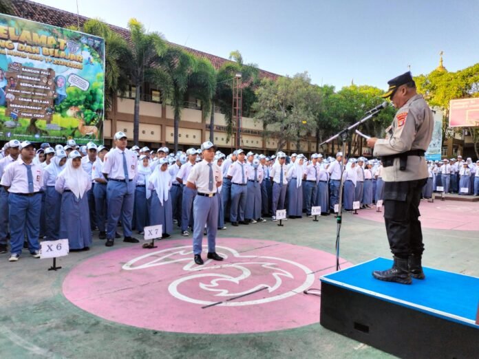 Pembinaan Karakter Siswa
