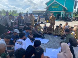 kantor desa waringin