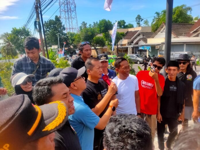 gubernur iqbal jatuh cinta