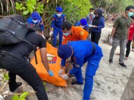 penemuan jasad wanita tanpa identitas di pantai