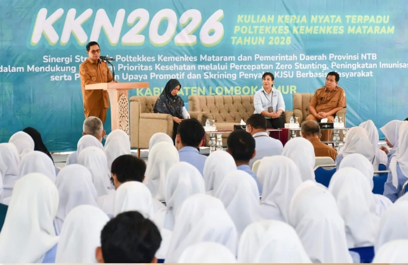 Bupati Haerul Warisin Apresiasi Poltekkes Kemenkes Mataram Pilih Lotim Lokasi KKN Bupati Haerul Warisin Apresiasi Poltekkes Kemenkes Mataram Pilih Lotim Lokasi KKN