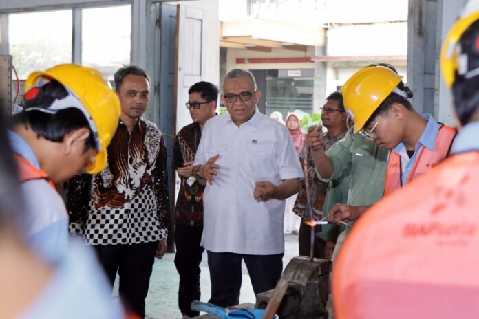Kompetensi dan Kemampuan Bahasa